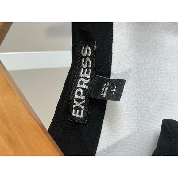 Retro Express Women's Black and Off white Button-Up Blouse, Size Large - Picture 2 of 6